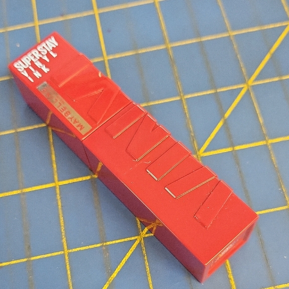 Maybelline SuperStay Vinyl 4.2ml Unrilveld 30 New - Picture 1 of 6